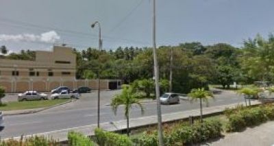 Homem é morto a tiros em frente a motel em Narandiba