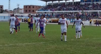 Bahia vence o Bahia de Feira por 2 a 0 e garante vantagem nas quartas