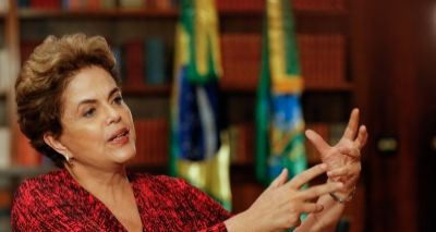Dilma se defende no STF e volta a falar em 
