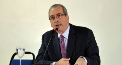 MP quer impor “uma pena de morte política”, diz defesa de Cunha