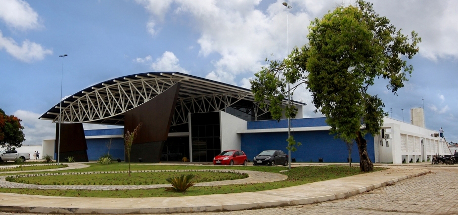Resultado de imagem para policlinica da governo baiano