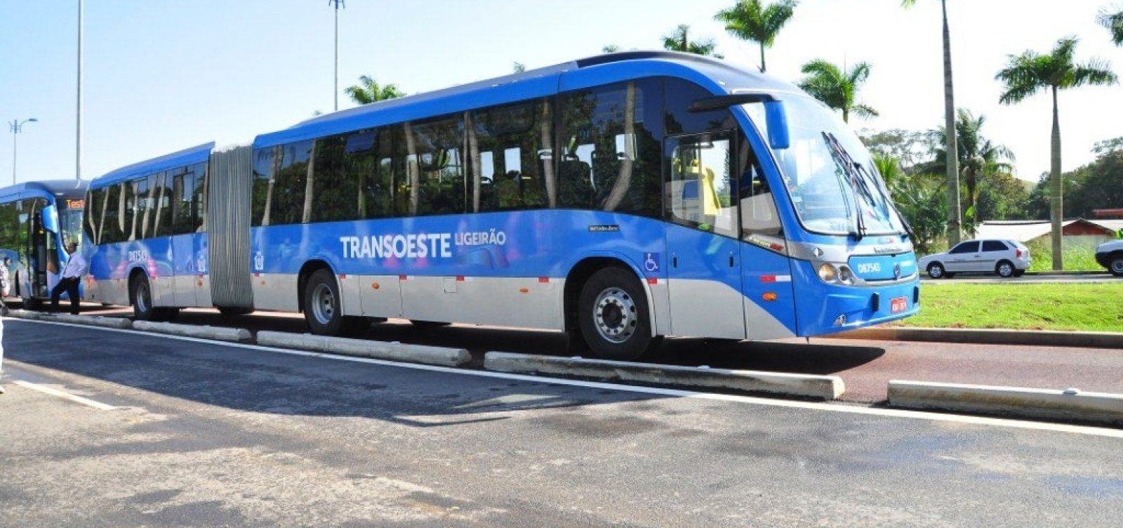 Bandidos Assumem Estacoes Do Brt No Rio De Janeiro Metro 1