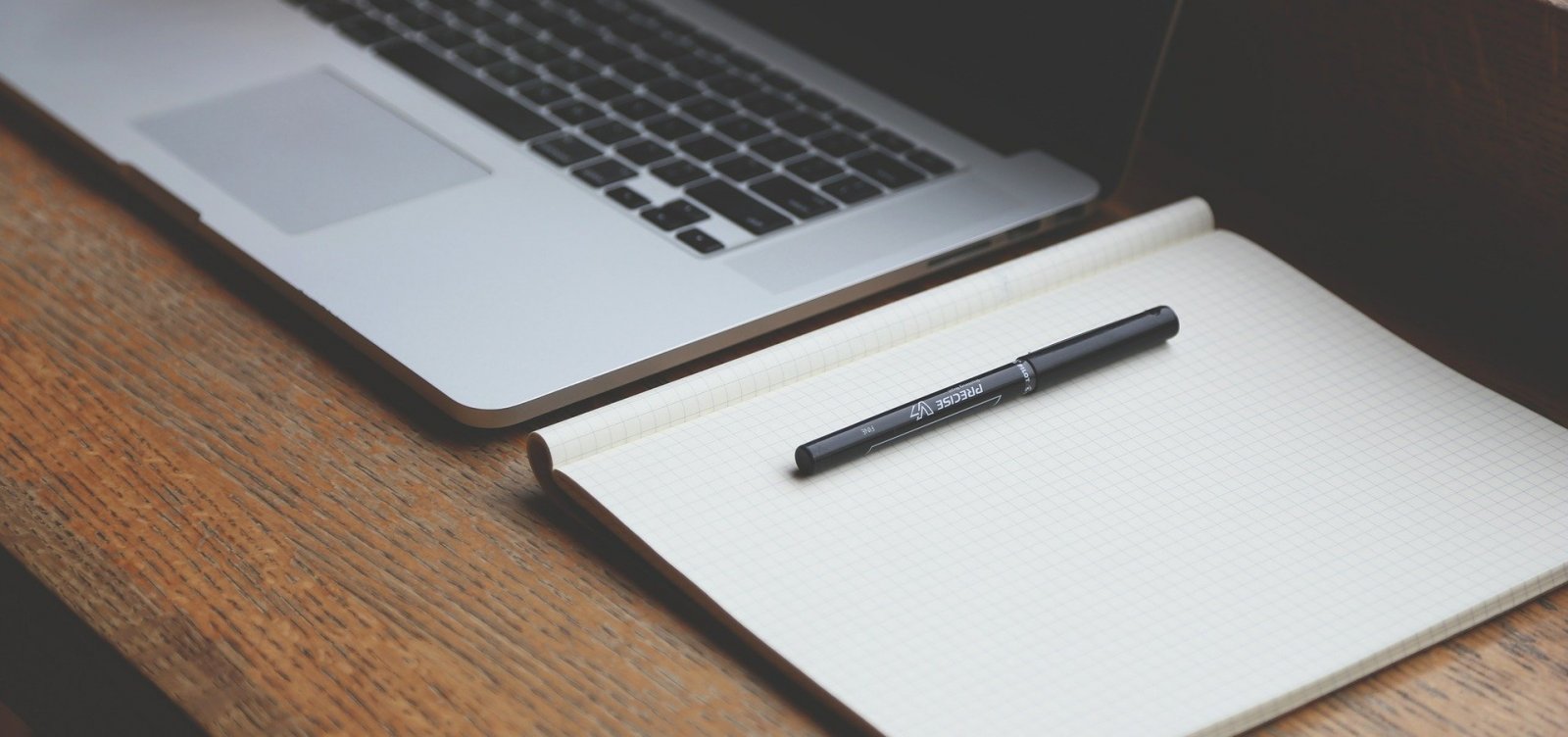 [MEC autoriza aulas remotas em escolas e universidades enquanto durar a pandemia]