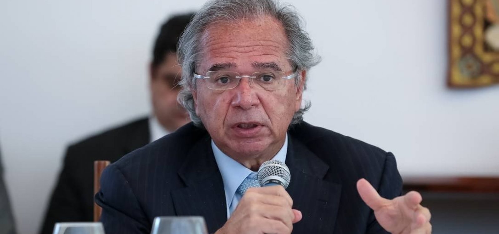 [Fim do auxílio emergencial ajudará no controle da inflação, diz Paulo Guedes ]