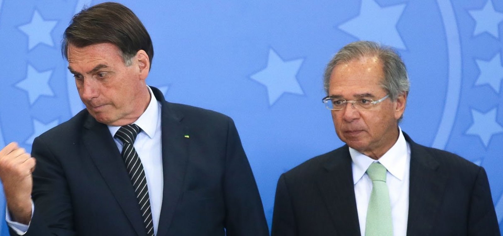 [Governo sugere salário mínimo de R$ 1.088 para 2021]