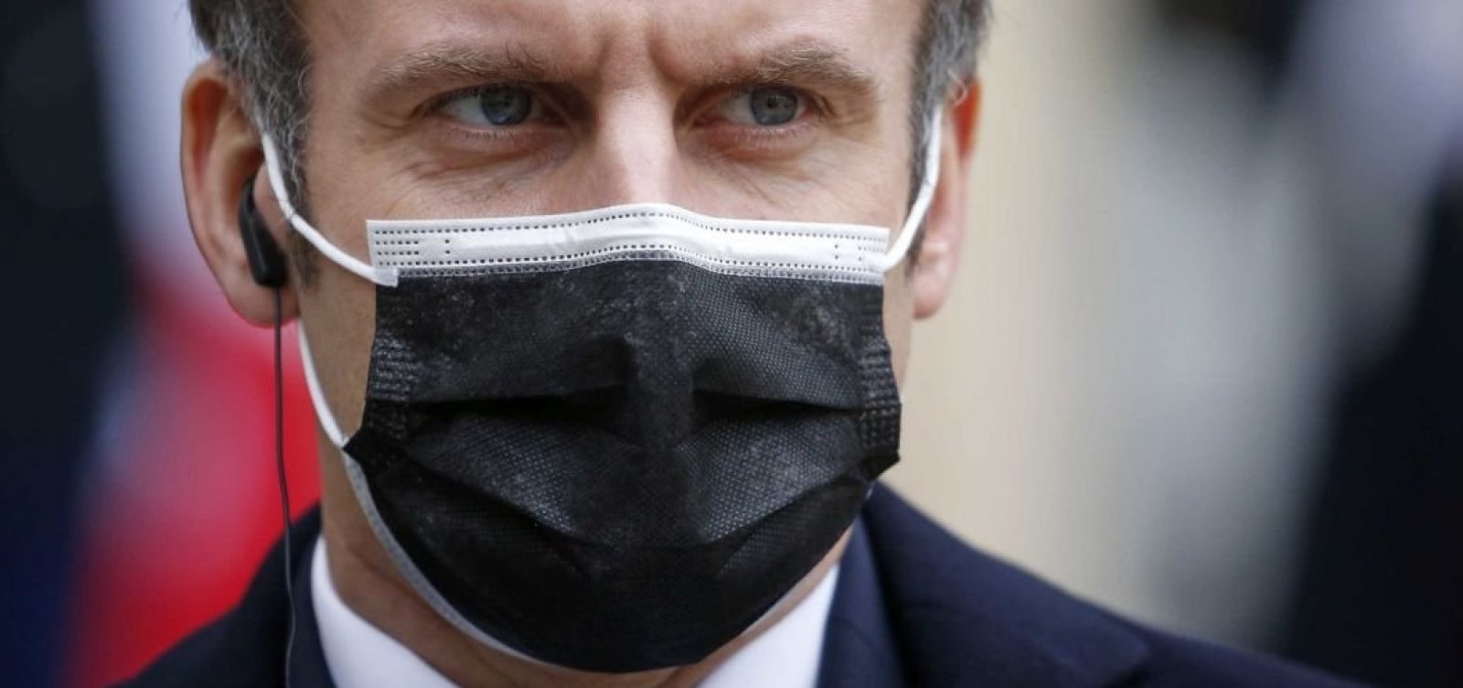 [Presidente da França é diagnosticado com Covid-19]