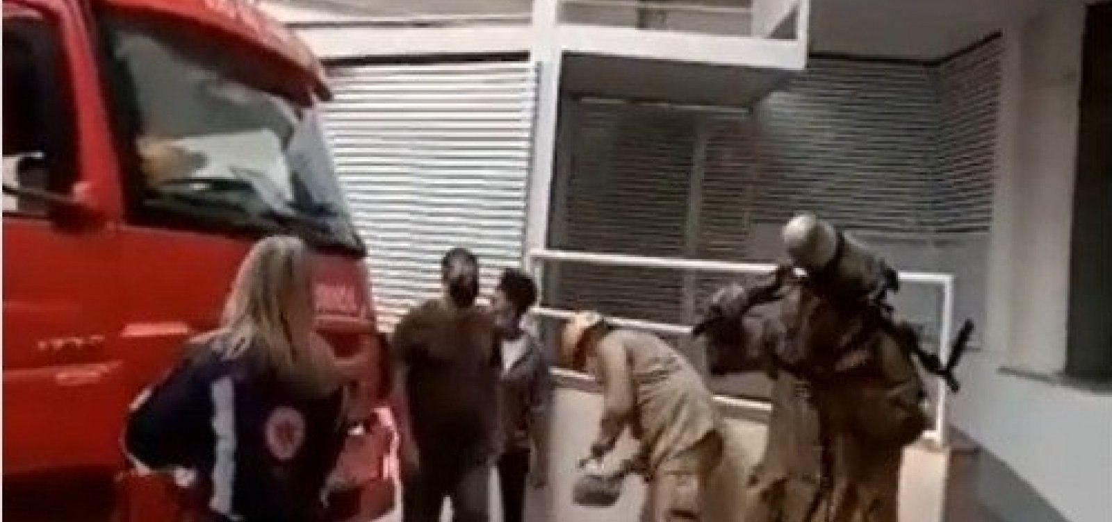 [Incêndio deixa uma pessoa morta em hospital no Rio de Janeiro]