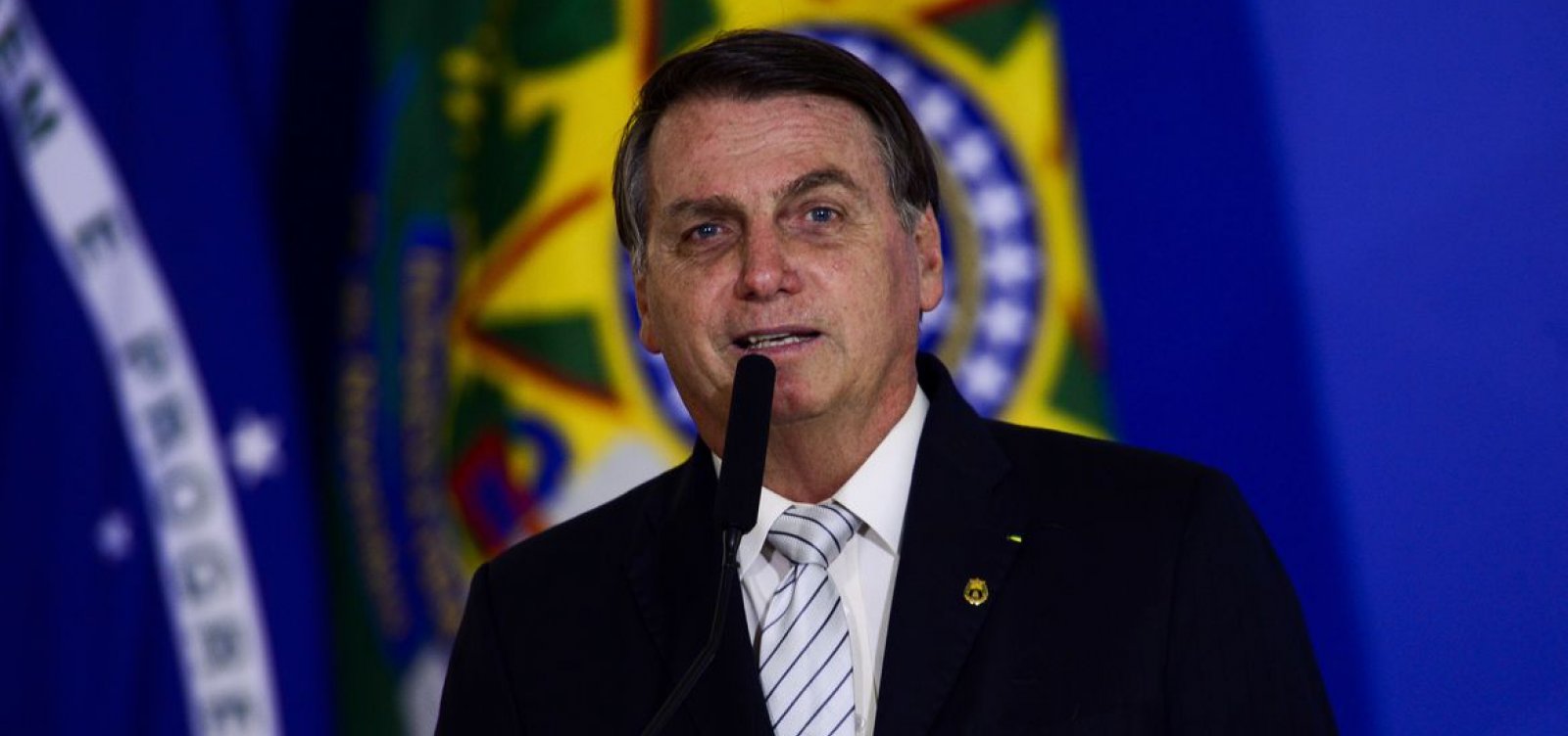 [Em pronunciamento, Bolsonaro diz que Brasil &eacute; refer&ecirc;ncia no combate ao coronav&iacute;rus]