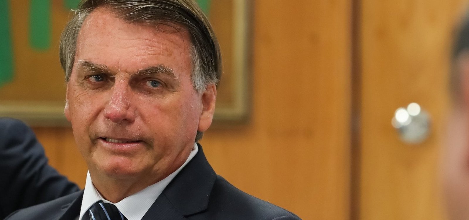['S&oacute; papai do c&eacute;u me tira daqui, mais ningu&eacute;m', diz Bolsonaro sobre presid&ecirc;ncia]