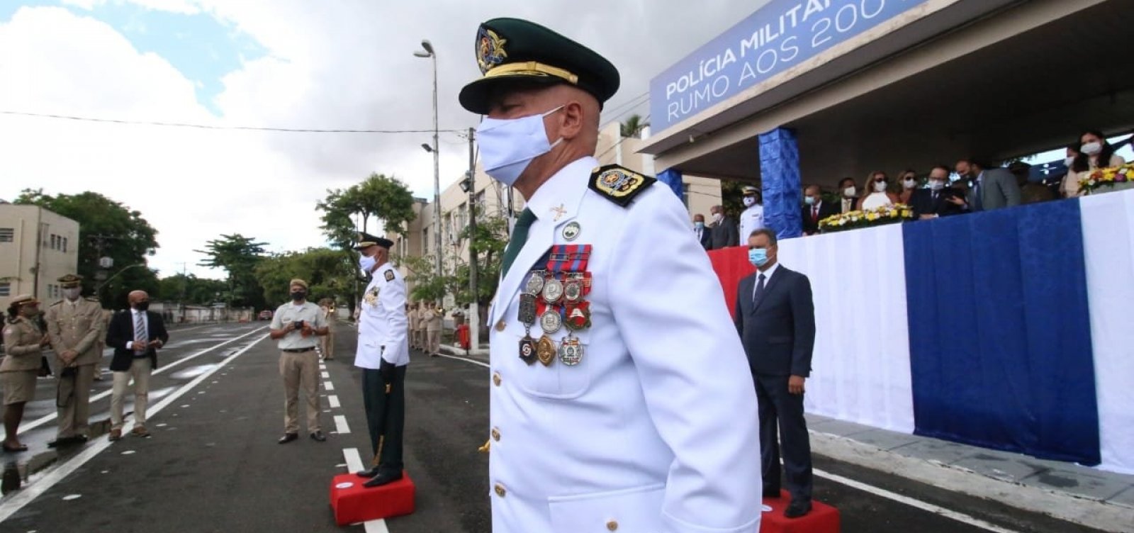 [Novo comandante, coronel Coutinho, é nomeado pela Polícia Militar da Bahia]