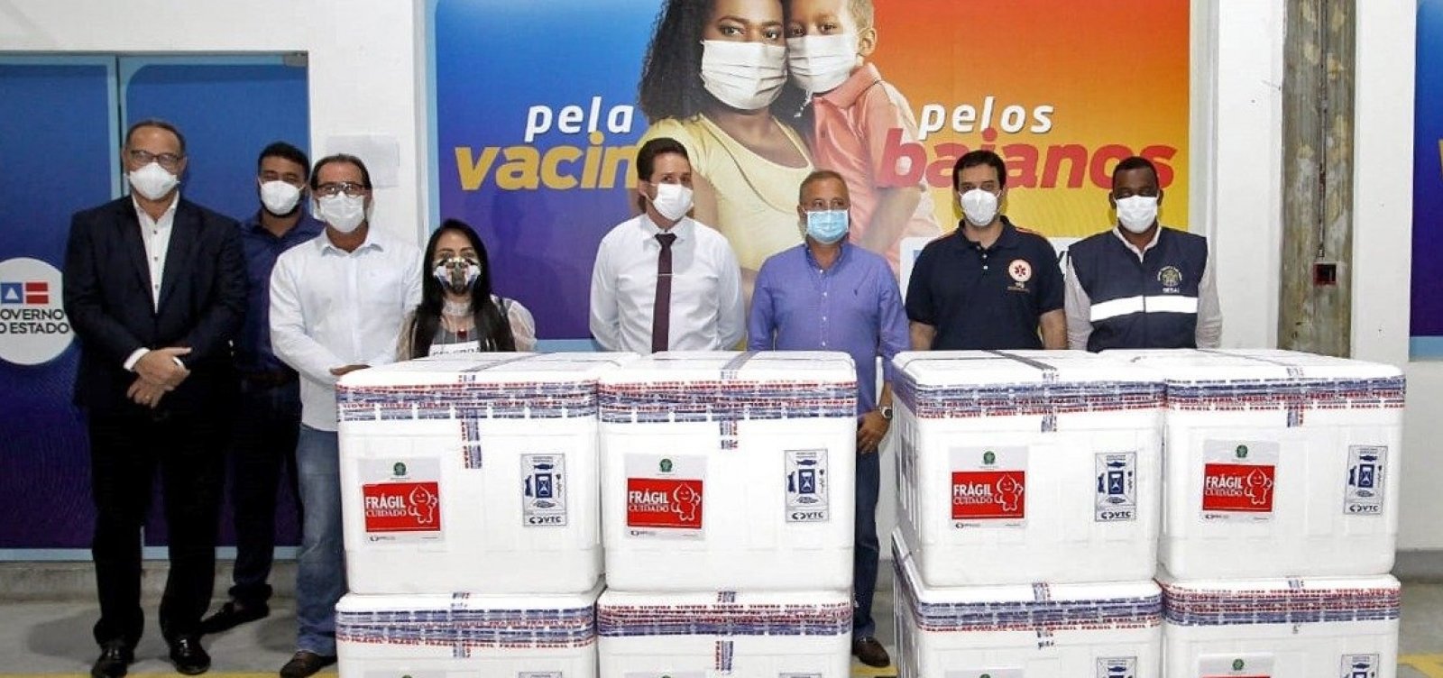 [Bahia recebe 376 mil vacinas; distribuição é inciada]