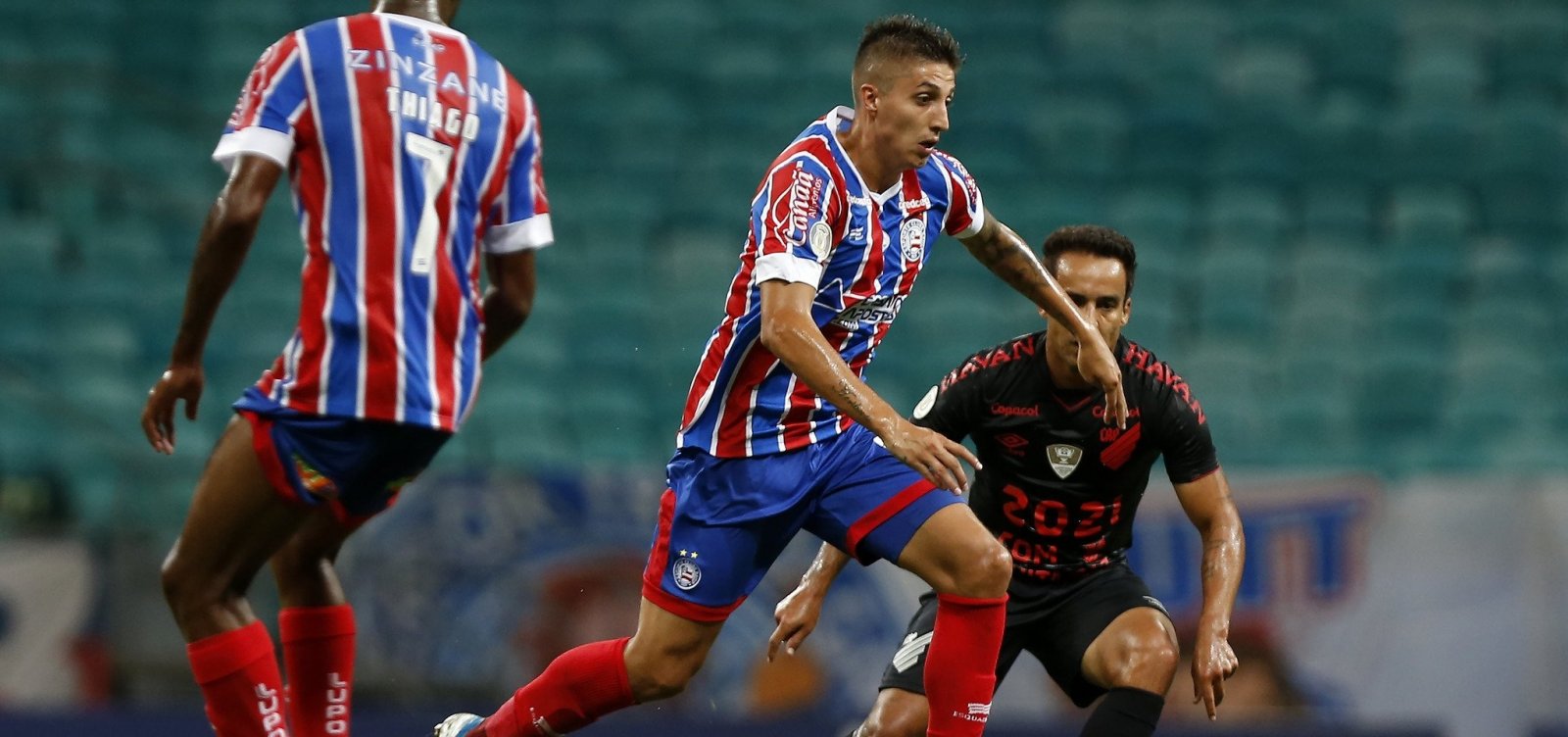 [Bahia vence o Atlhético por 1 a 0 e respira na luta contra o rebaixamento]