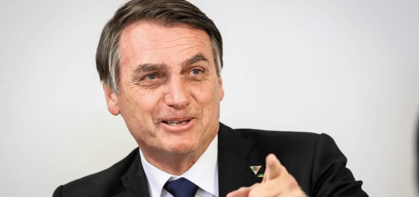 [PSOL entra com ação para que PGR investigue gasto federal de R$ 1,8 bilhão com alimentos e bebidas ]