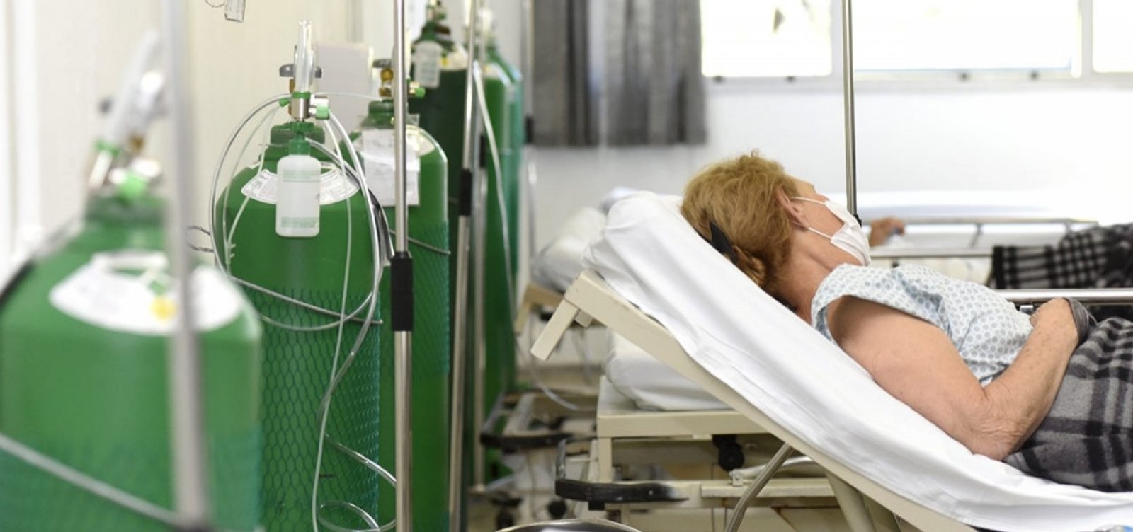 [Promotoria aponta colapso em rede de oxigênio no litoral de SP ]