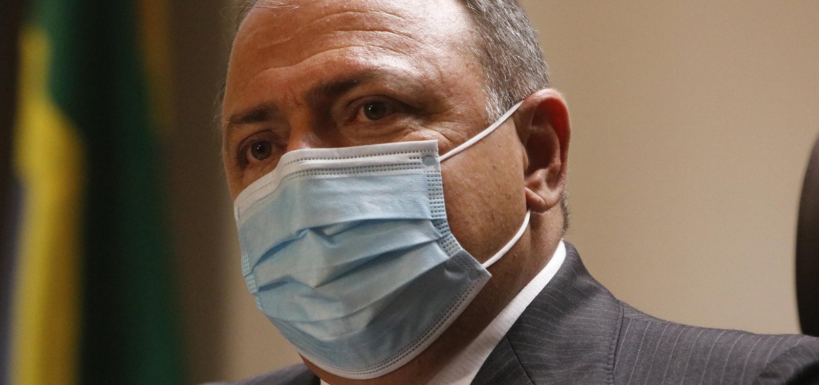 [Pazuello usa campanha contra Covid-19 da gest&atilde;o Mandetta]