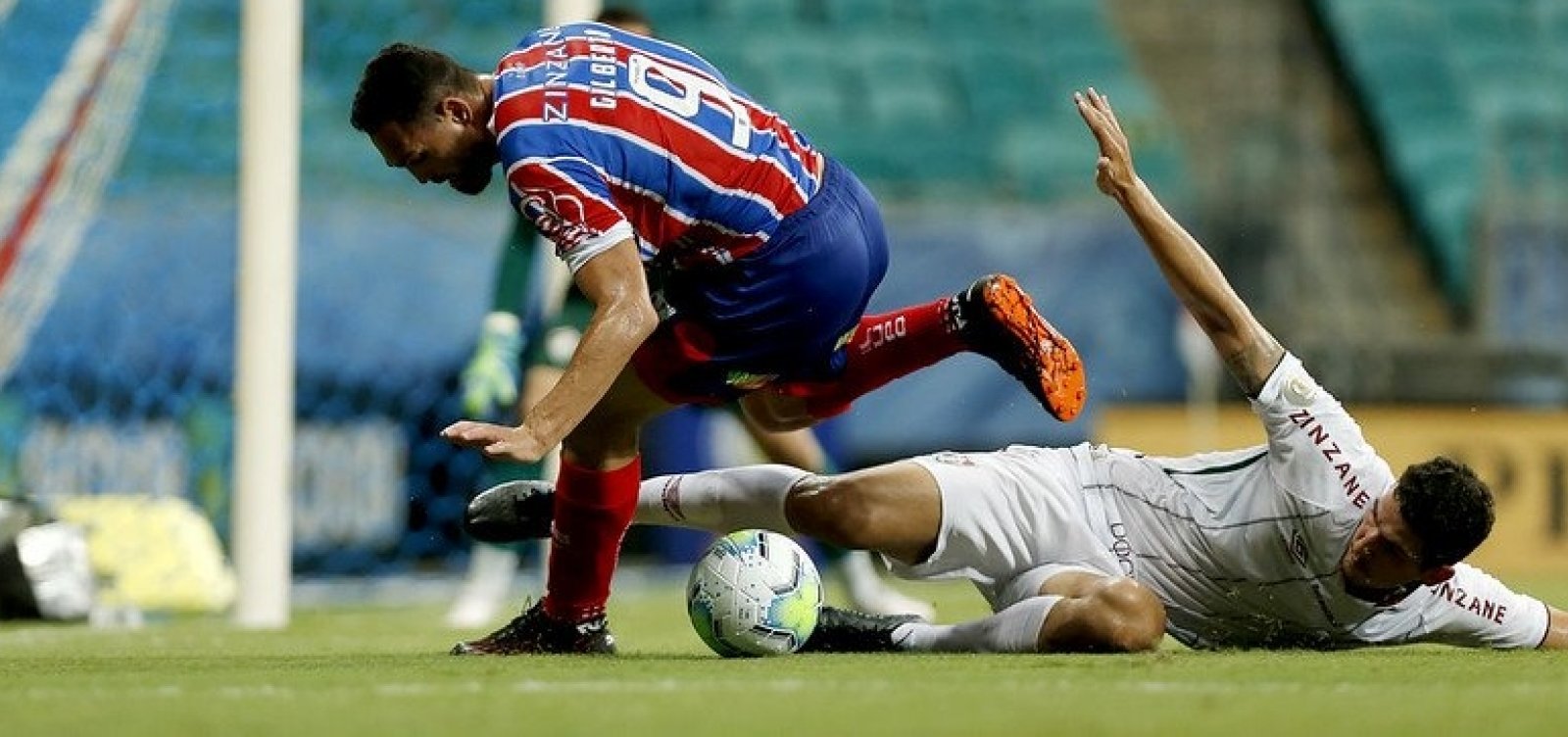 [Bahia perde por 1 a 0 para o Fluminense e volta a ficar ameaçado pelo Z-4]