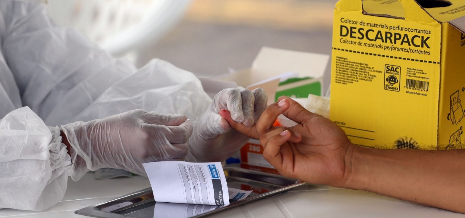 [Testes rápidos identificam 202 casos de coronavírus em seis bairros de Salvador]