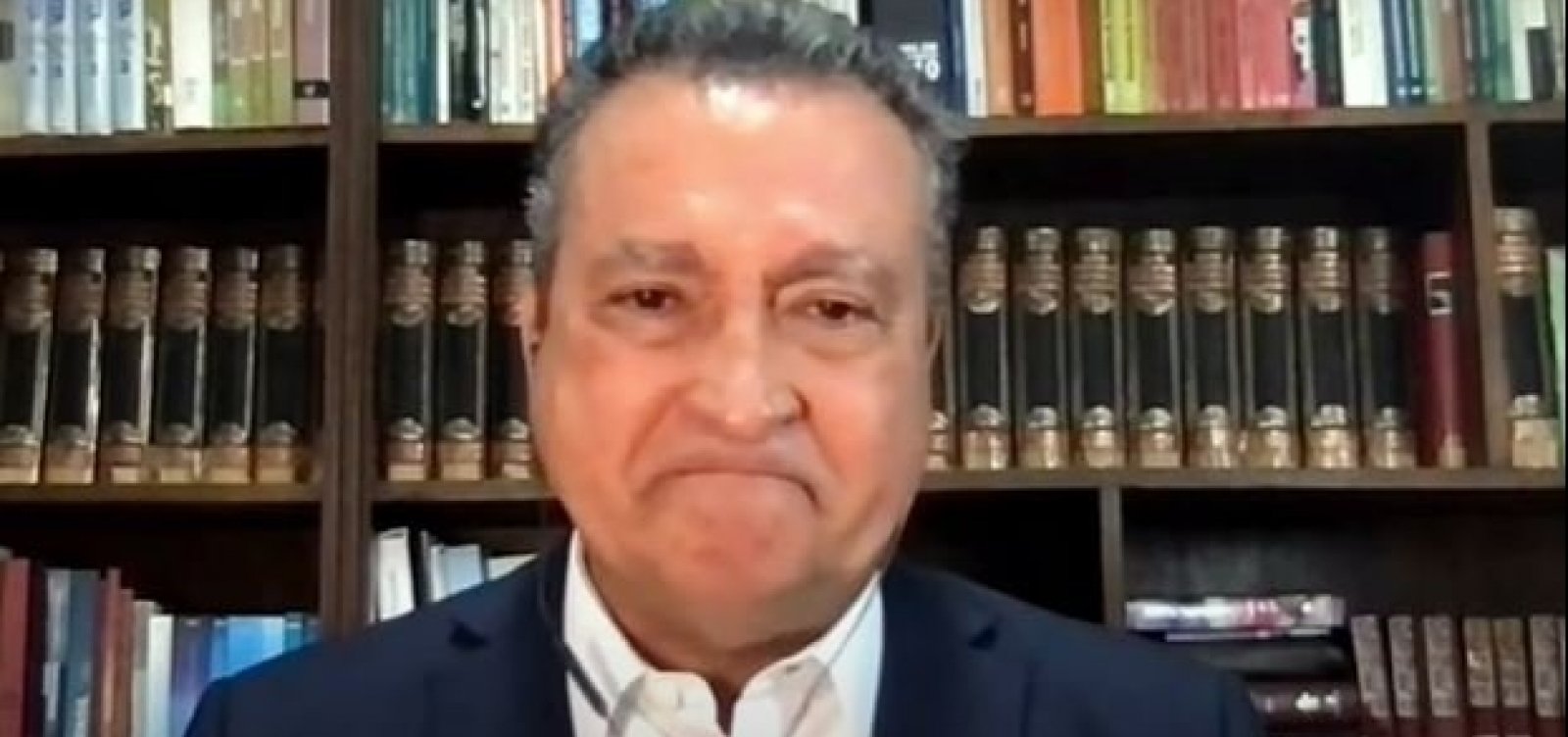 [Rui se emociona ao vivo e questiona: 'O que &eacute; mais importante: 48h de uma loja funcionando ou vidas humanas?']