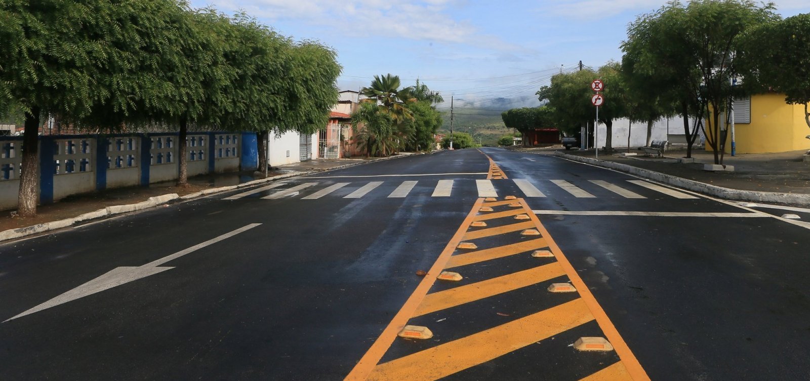 [Restrições são prorrogadas na Bahia ]