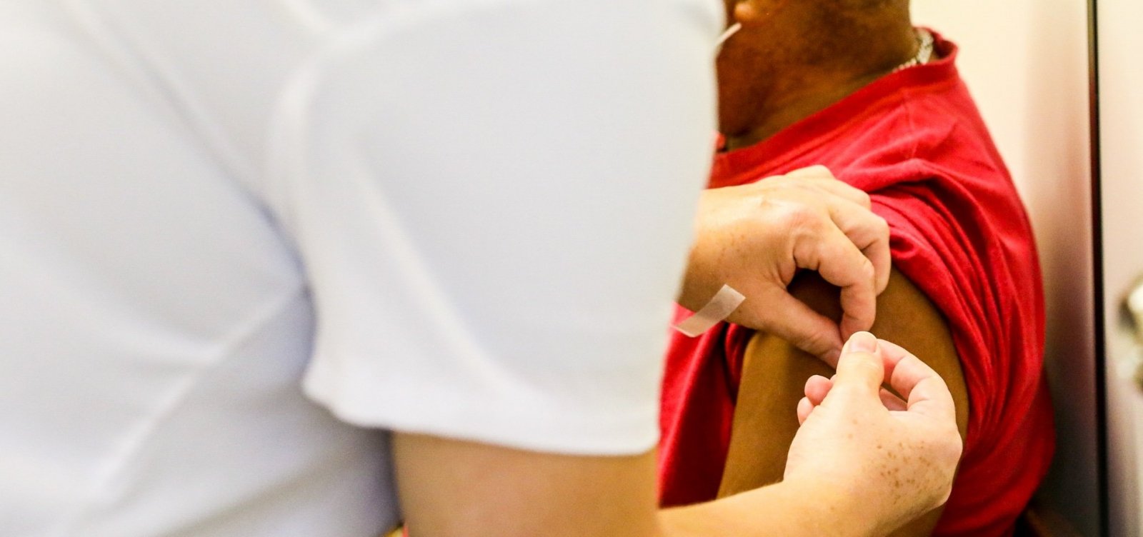 [Brasil vacinou 8,2 milh&otilde;es de pessoas contra Covid-19, diz cons&oacute;rcio de imprensa]