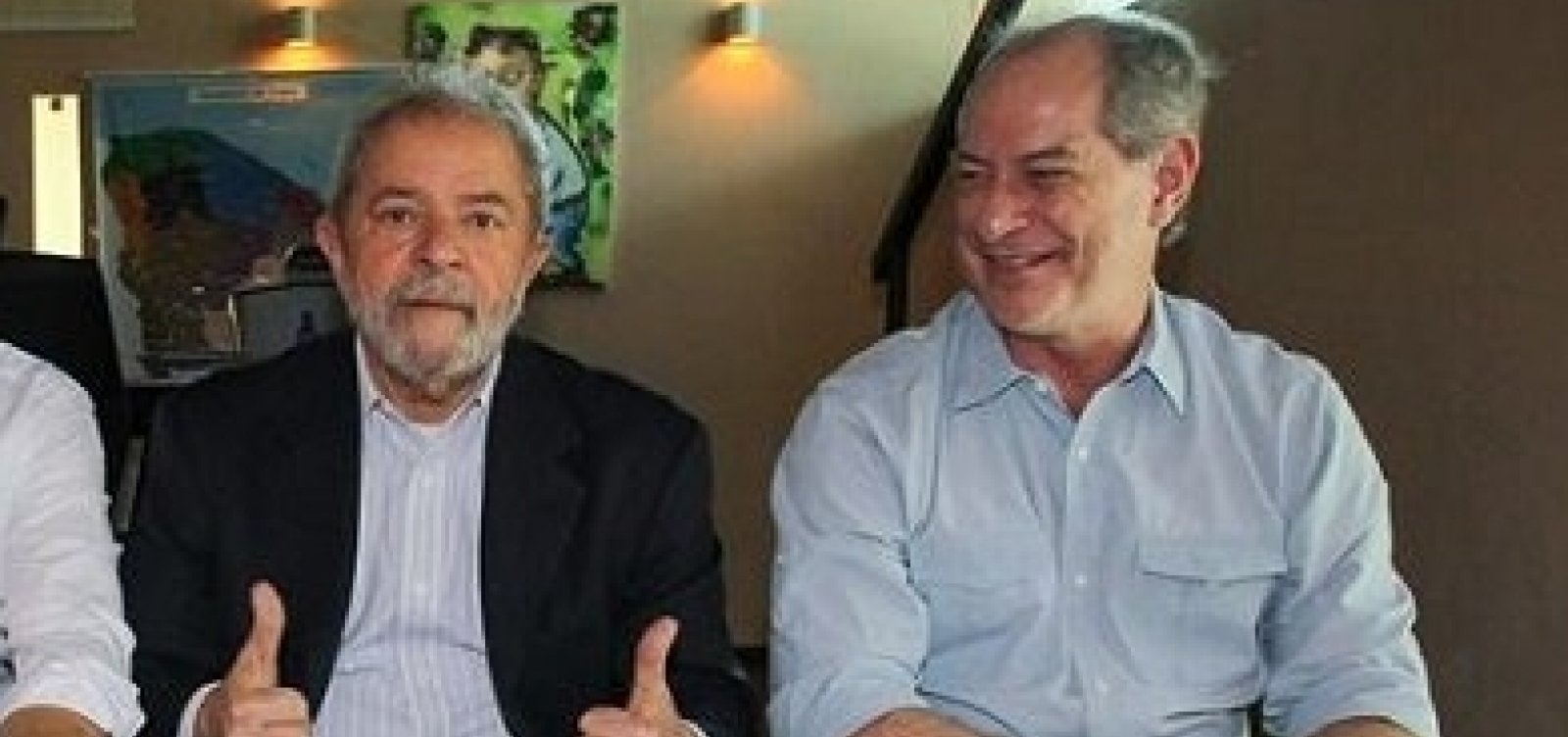 [Lula critica 'meninices' de Ciro e diz que pedetista 'acha que é professor de Deus']