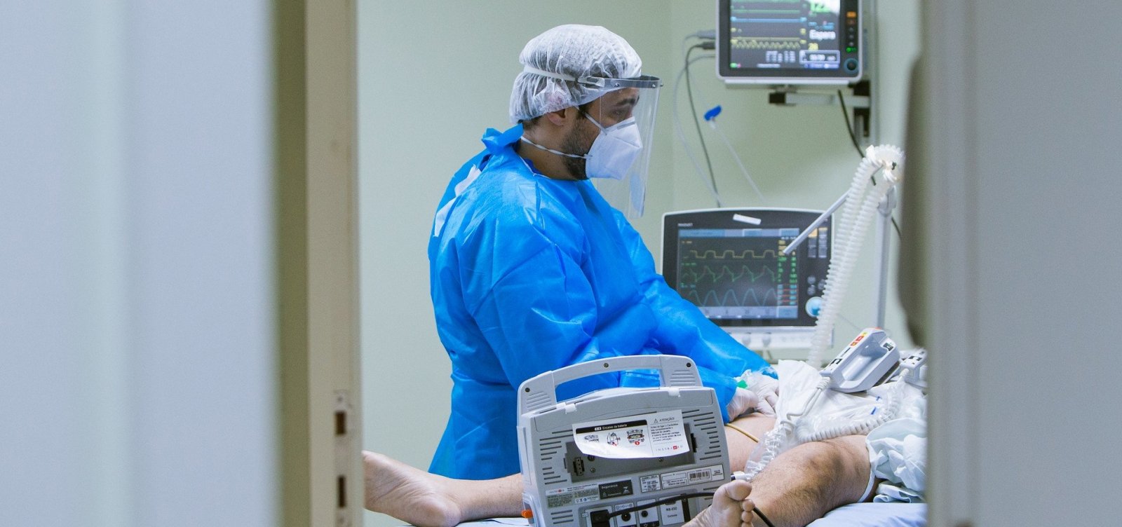 [Bahia entra em pré-colapso com 88% de ocupação e governo deve estender medidas restritivas]