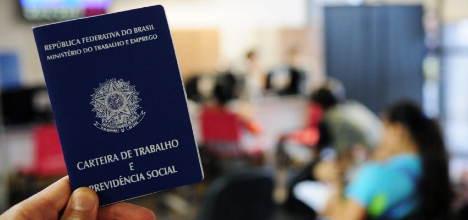 [Desemprego: vinte estados brasileiros batem recorde em 2020, aponta IBGE]