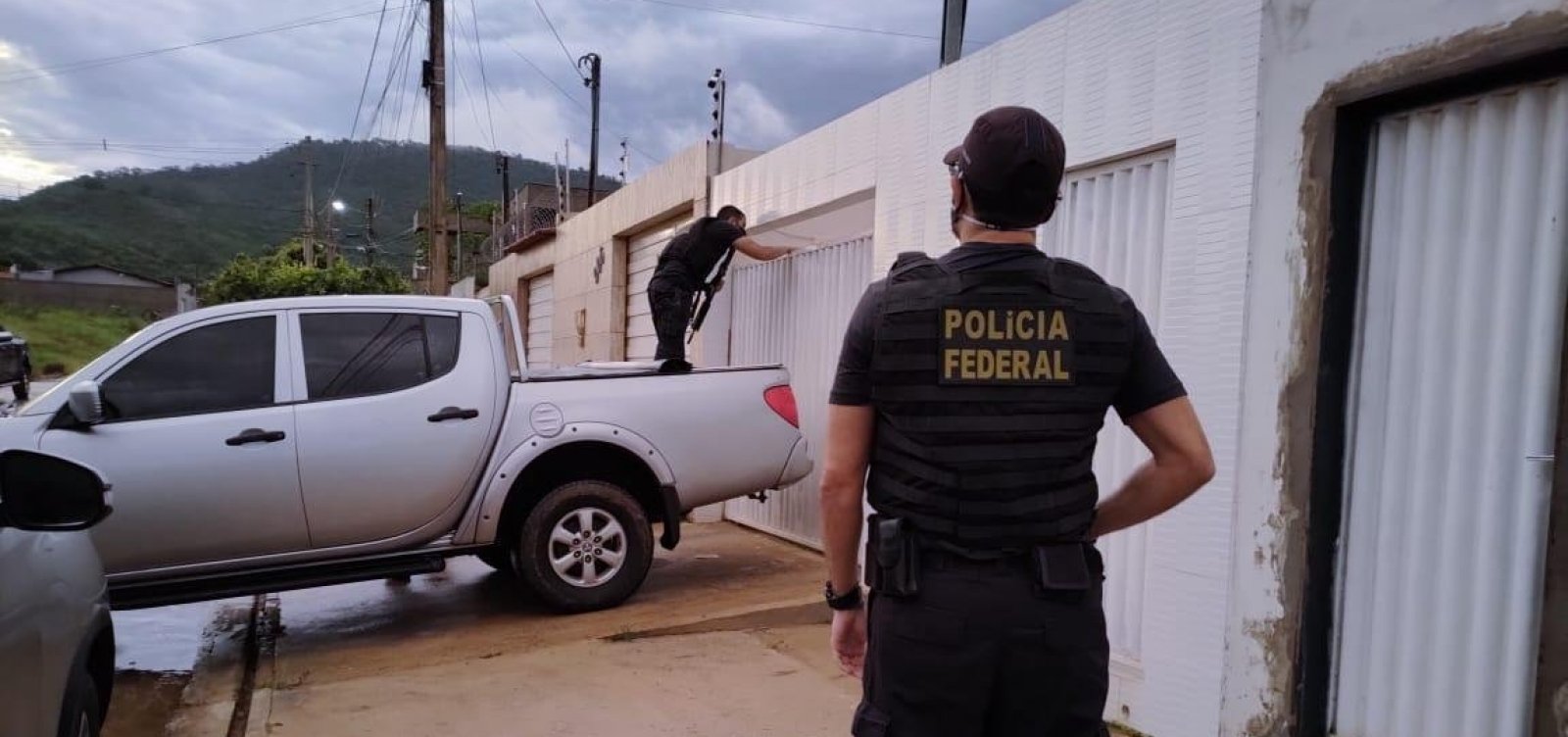 [PF deflagra operação contra fraude em licitações com 16 mandados na Bahia e em Minas]