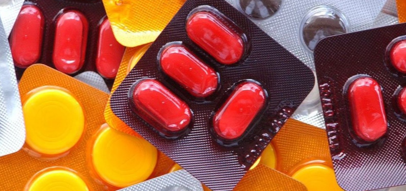 [Paciente entra na fila do transplante de f&iacute;gado ap&oacute;s usar rem&eacute;dios do 'kit covid']