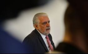 Jaques Wagner critica processo de impeachment: [Jaques Wagner critica processo de impeachment: