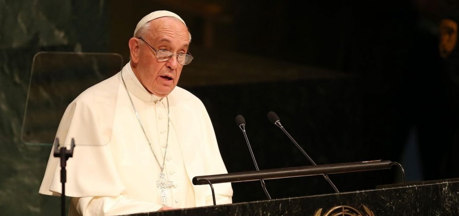 [Papa Francisco pede que países com mais vacinas contra Covid-19 compartilhem doses com nações pobres]