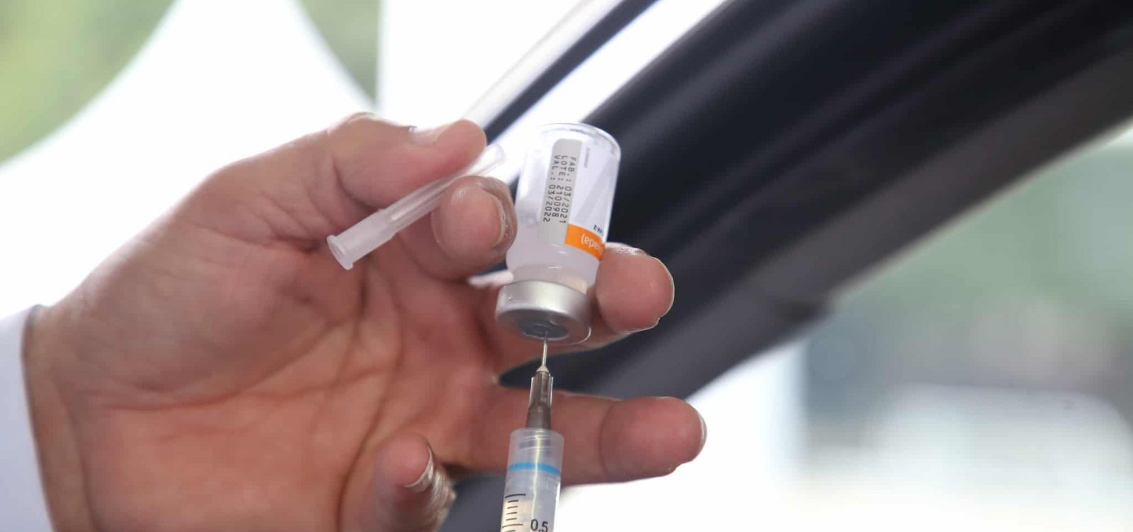 [Uma em cada três pessoas diagnosticadas com Covid-19 desenvolveu doença mental ou neurológica]