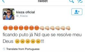 Indefinição sobre futuro deixa Kieza irritado: [Indefinição sobre futuro deixa Kieza irritado:
