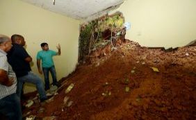 Prefeito lança planos da Operação Chuva 2016: [Prefeito lança planos da Operação Chuva 2016: