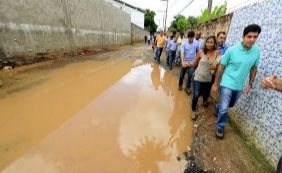 Neto pede ajuda da população na Operação Chuva: [Neto pede ajuda da população na Operação Chuva: