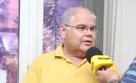 Lúcio rebate Florence: “Vão passar a borracha no escândalo da Petrobras? [Lúcio rebate Florence: “Vão passar a borracha no escândalo da Petrobras?