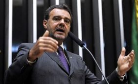 Deputado sai em defesa de governo do PT e diz: [Deputado sai em defesa de governo do PT e diz: