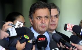 Aécio diz que decisão de Gilmar Mendes sobre Lula é [Aécio diz que decisão de Gilmar Mendes sobre Lula é