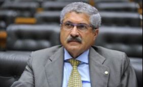 José Rocha defende modernização no Vitória: [José Rocha defende modernização no Vitória: