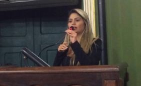 Marcelle parece concordar com Kannário e diz: [Marcelle parece concordar com Kannário e diz: