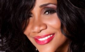 Cantora Joni Sledge, do sucesso [Cantora Joni Sledge, do sucesso