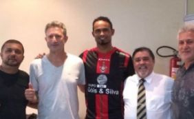 Bruno é apresentado oficialmente pelo Boa e diz: [Bruno é apresentado oficialmente pelo Boa e diz: