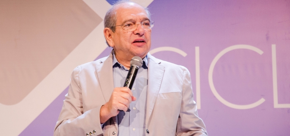 MK critica remuneração dos médicos pelos planos de saúde: [MK critica remuneração dos médicos pelos planos de saúde:
