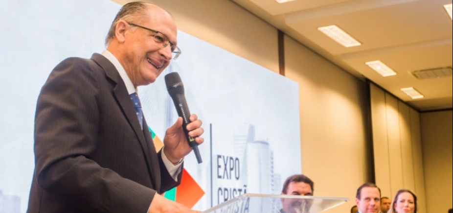 Alckmin admite vontade de lançar candidatura: \ [Alckmin admite vontade de lançar candidatura: \