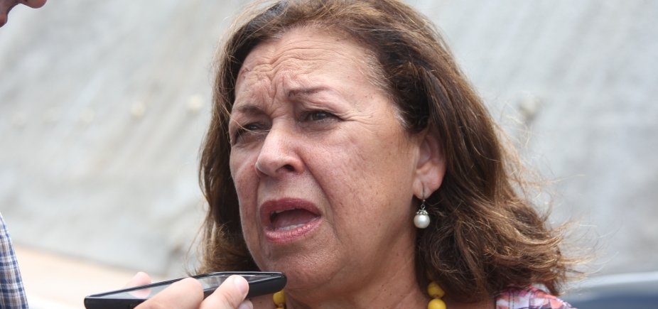 Lídice diz que DEM chantageia Temer por causa de empréstimo para Rui: [Lídice diz que DEM chantageia Temer por causa de empréstimo para Rui: