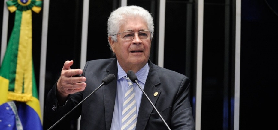 Requião volta a criticar Temer e reclama de cúpula do PMDB: [Requião volta a criticar Temer e reclama de cúpula do PMDB: