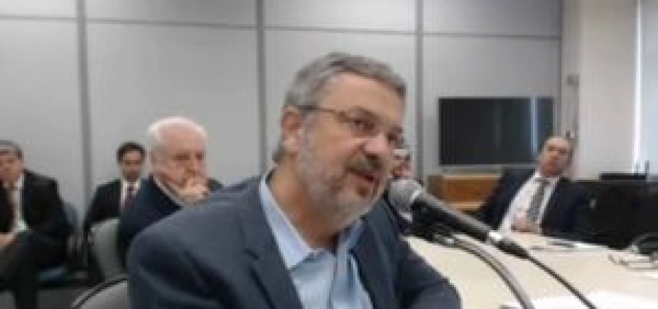 Advogado de Palocci diz que Lula é \ [Advogado de Palocci diz que Lula é \
