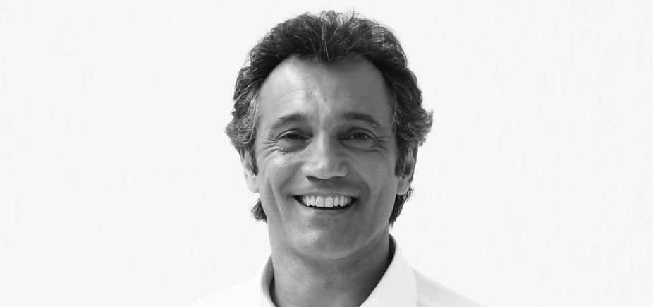 Morte de Domingos Montagner completa um ano e viúva diz que [Morte de Domingos Montagner completa um ano e viúva diz que