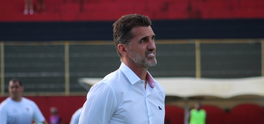 Mancini reclama da falta de \ [Mancini reclama da falta de \