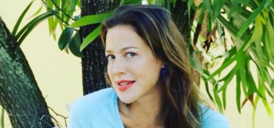 Luana Piovani faz selfie de topless na rede social: \ [Luana Piovani faz selfie de topless na rede social: \
